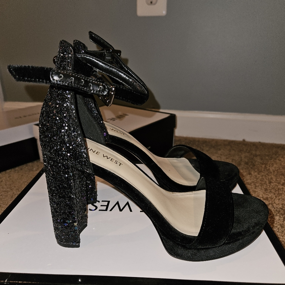 Nine West platform heel